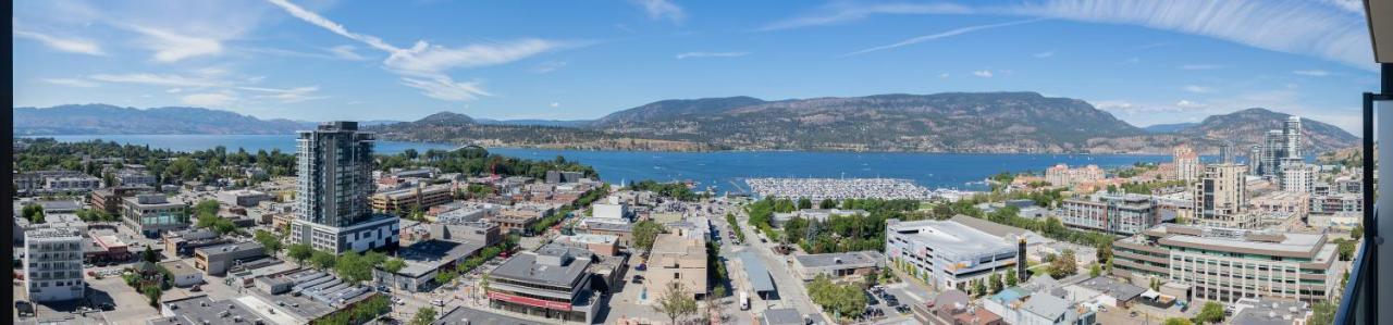 Awesome View 21 Two Bedroom One Bath Downtown Lake View Near Beach Kelowna Exterior photo